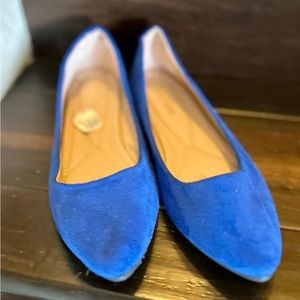Bella Marie Suede ‘Gigi’ Soft Royal Blue Pointed Toe Flats 6.5